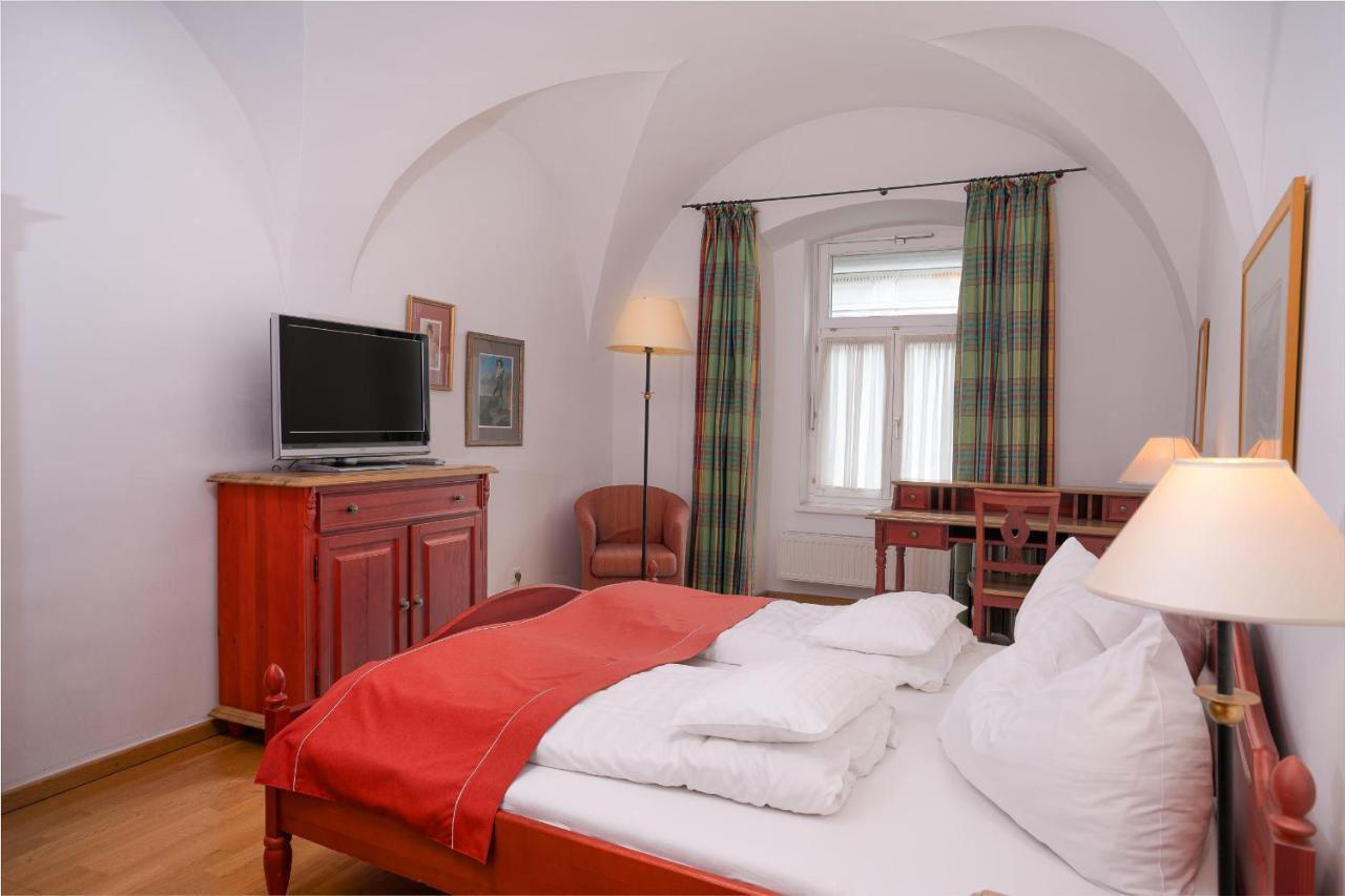 Gasthof Zum Greif Leoben  Exterior foto